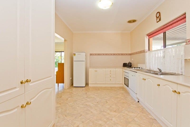 26 Fairway Avenue, Glenelg North SA 5045, Glenelg North - Thumbnail 6