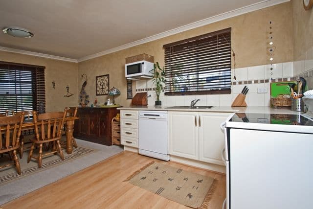 30 Bates Way, WARNBRO WA 6169, Warnbro - Thumbnail 5