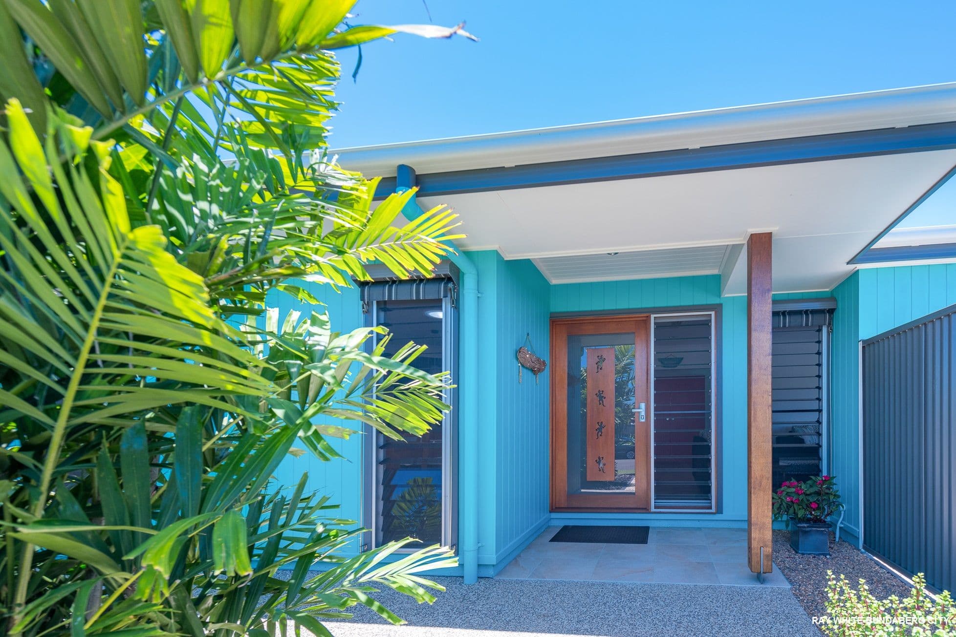 14 Bisdee Street, Coral Cove QLD 4670, Coral Cove - Thumbnail 3
