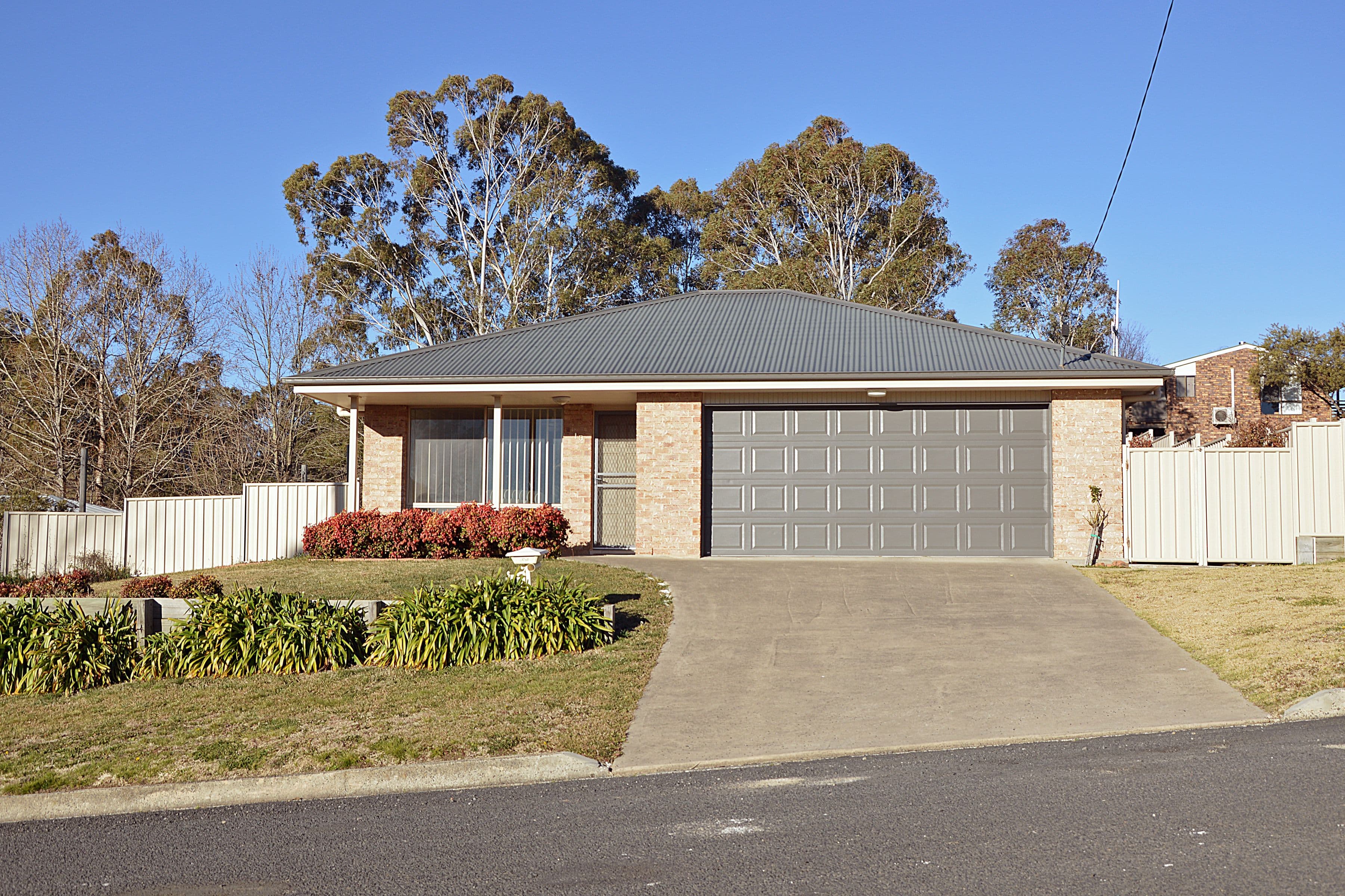 19 Veness Street, Glen Innes - Image 1