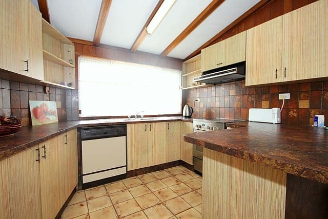 95 Denman Road, GEORGES HALL NSW 2198, Georges Hall - Thumbnail 5