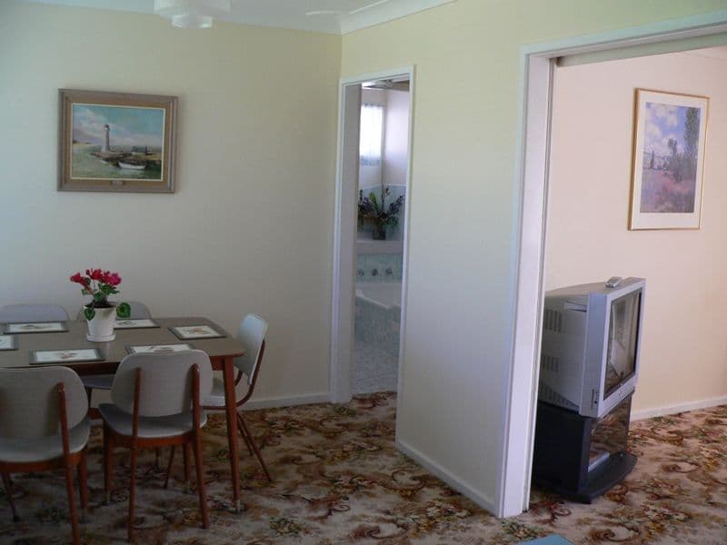 35 Kialoa Road, WOONONA NSW 2517, Woonona - Thumbnail 3