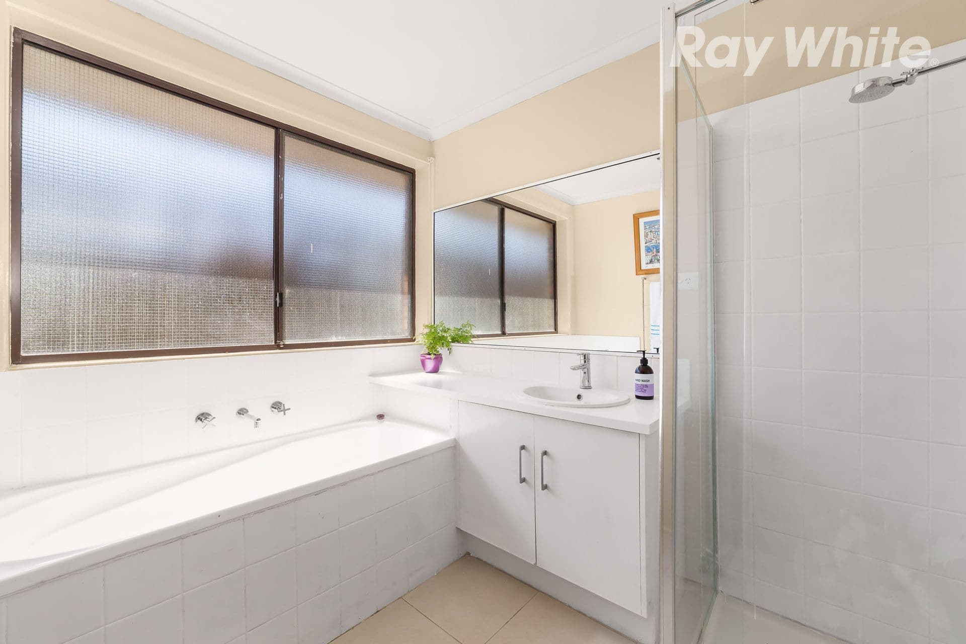 57 Meadow Glen Drive, Epping VIC 3076, Epping - Thumbnail 5