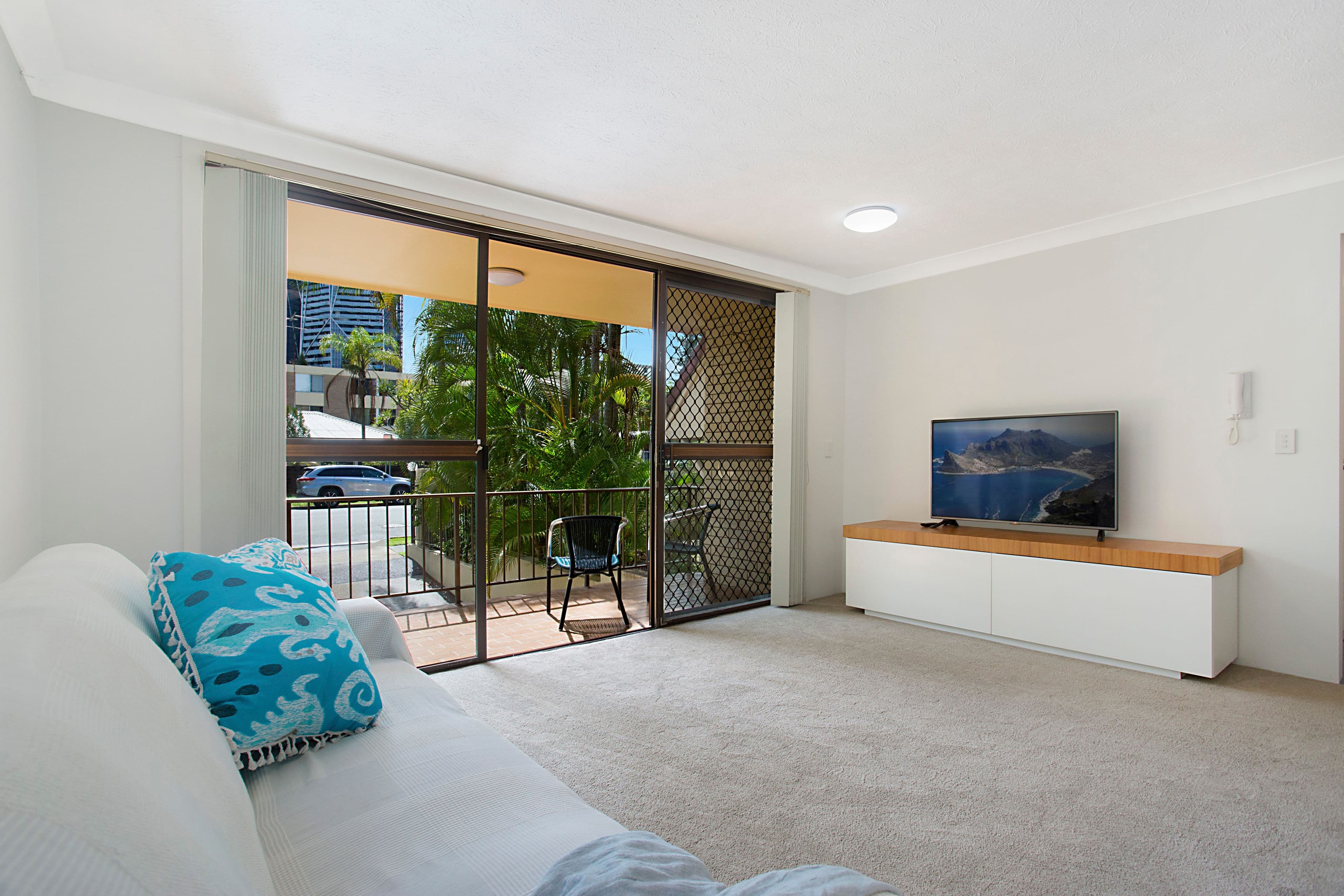 4 'Summerset' 18 First Avenue, Broadbeach QLD 4218, Broadbeach - Thumbnail 4