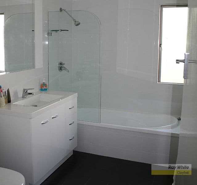 8 Frankit Street, WAVELL HEIGHTS QLD 4012, Wavell Heights - Thumbnail 6