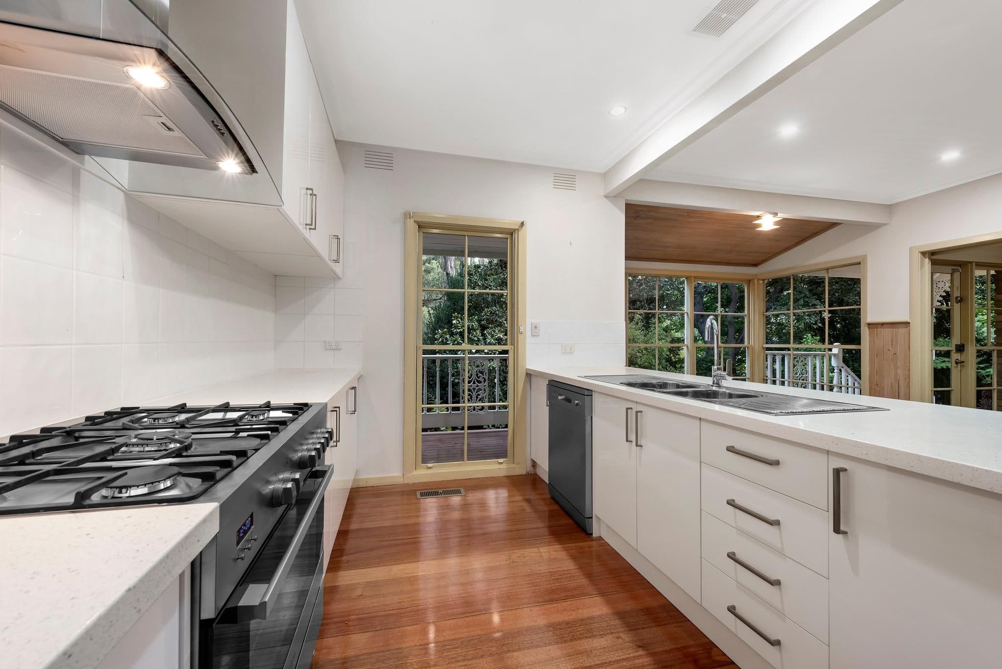 2 Wembley Road, Kallista VIC 3791, Kallista - Thumbnail 2
