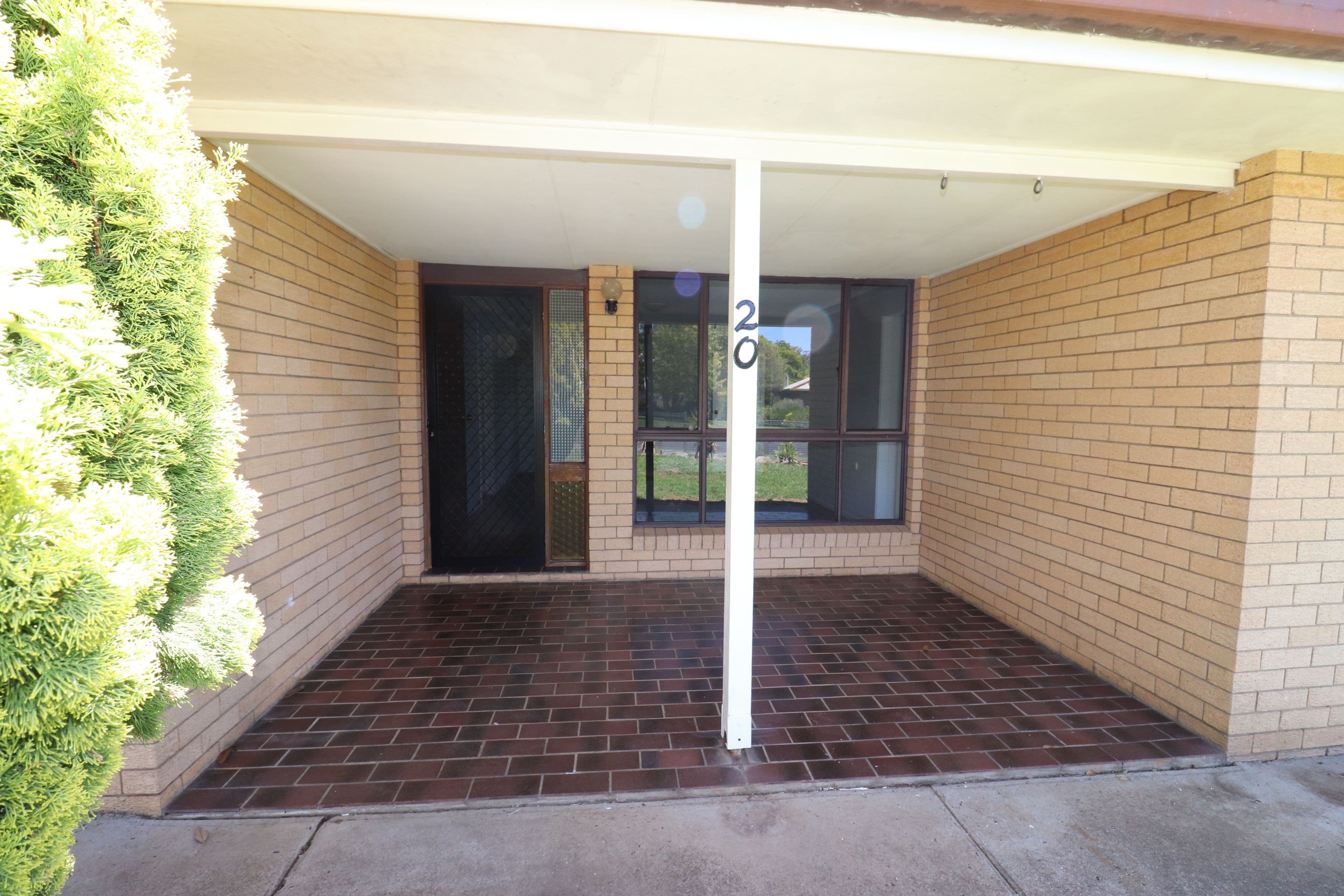 20 Pitt Street, Glen Innes NSW 2370, Glen Innes - Thumbnail 2