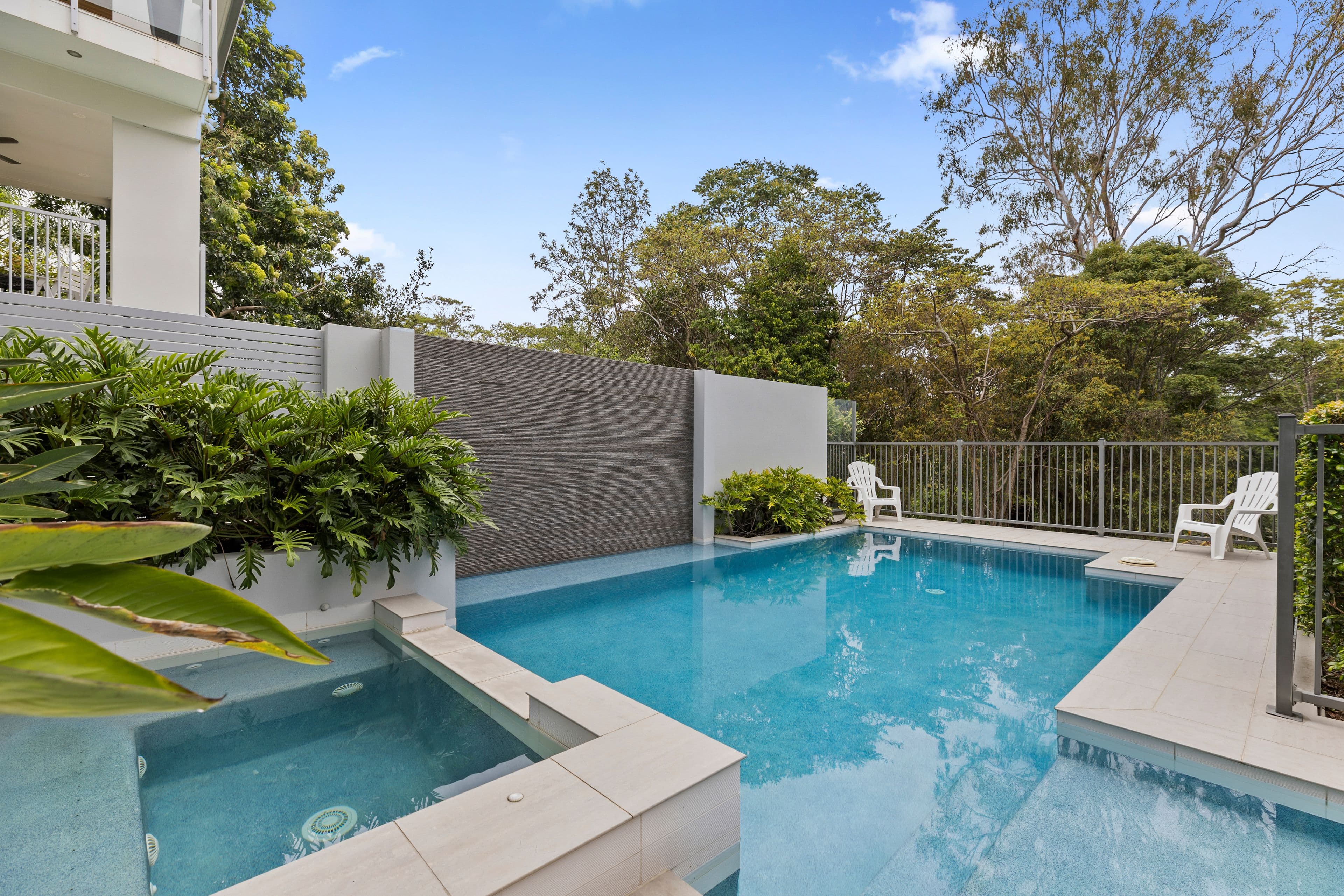 71 Brown Parade, Ashgrove QLD 4060, Ashgrove - Thumbnail 2