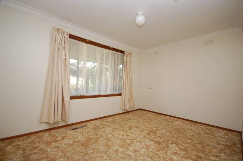 383 Warburton Highway, WANDIN NORTH VIC 3139, Wandin North - Thumbnail 4