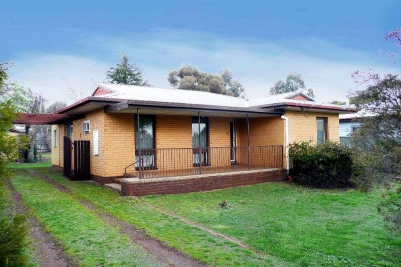 10 Queen Street, DOOKIE VIC 3646, Dookie - Image 1