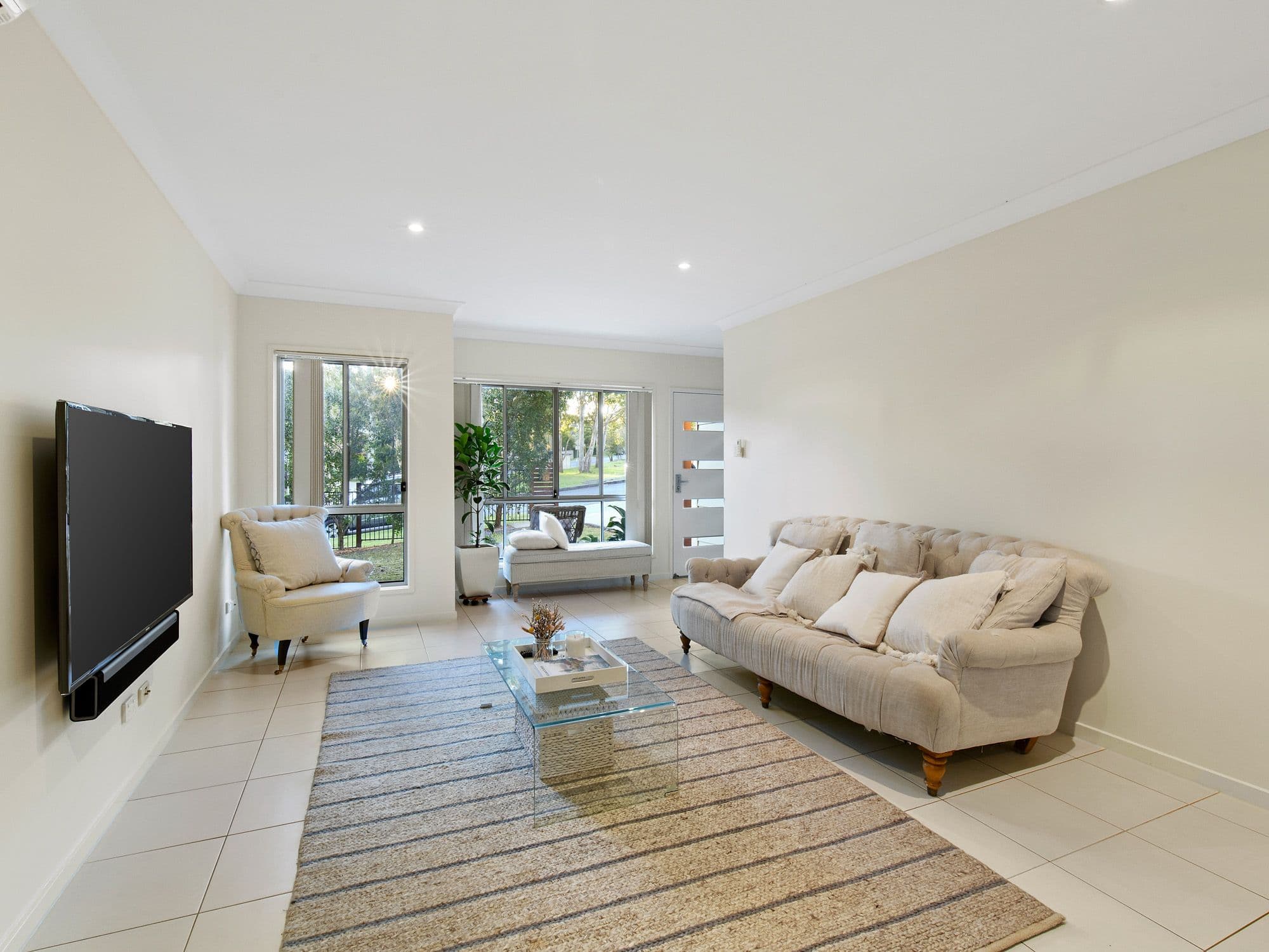 53 Whites Road, Chermside West QLD 4032, Chermside West - Thumbnail 2