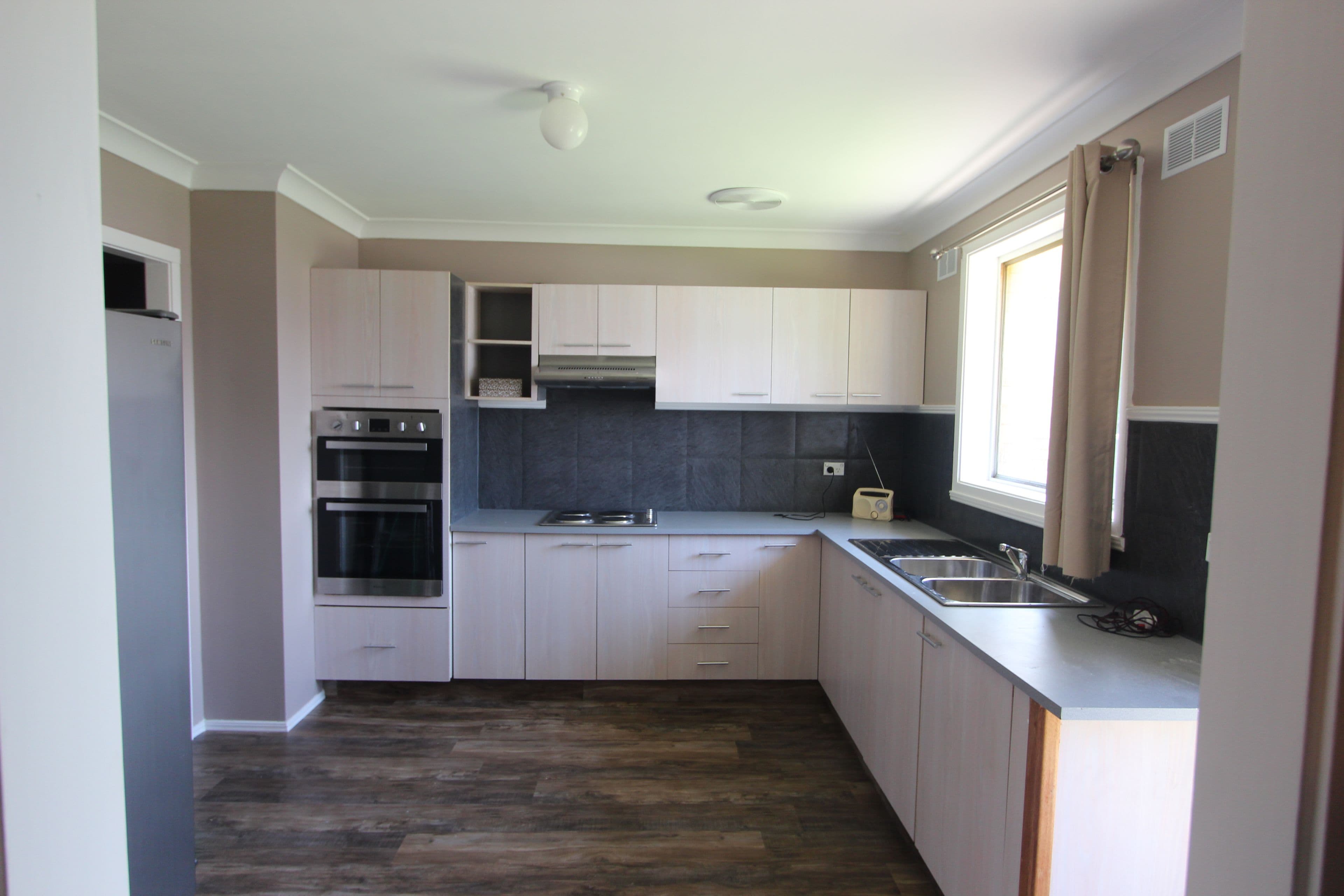 3 Kingslea Place, Canley Heights - Thumbnail 2