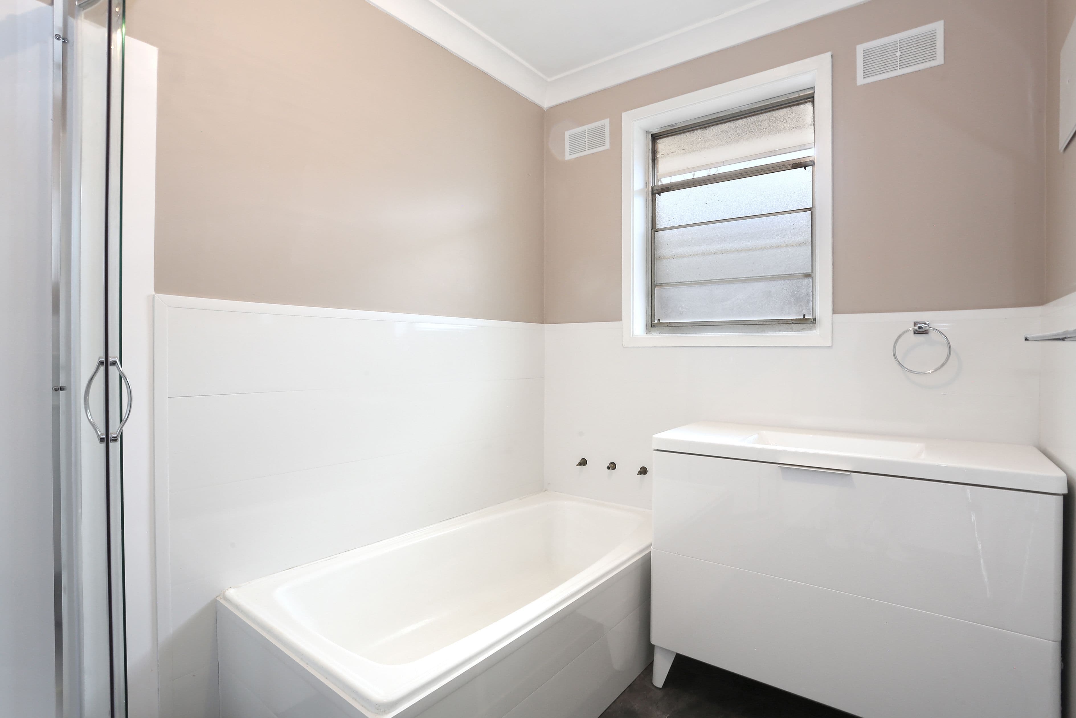 3 Kingslea Place, Canley Heights - Thumbnail 3