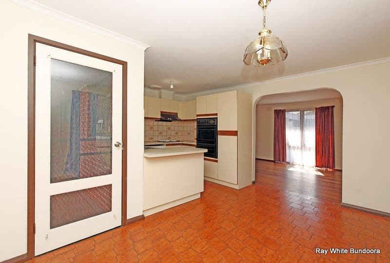 7 Landy Close, MILL PARK VIC 3082, Mill Park - Thumbnail 3