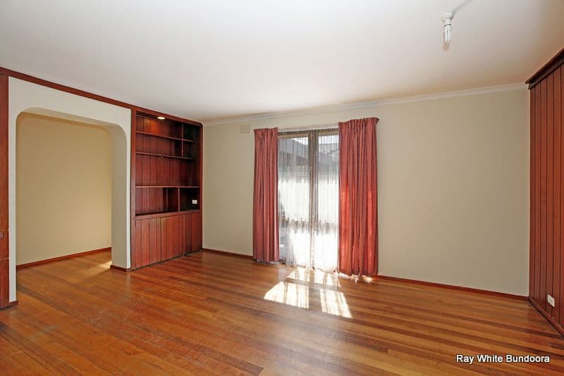 7 Landy Close, MILL PARK VIC 3082, Mill Park - Thumbnail 4