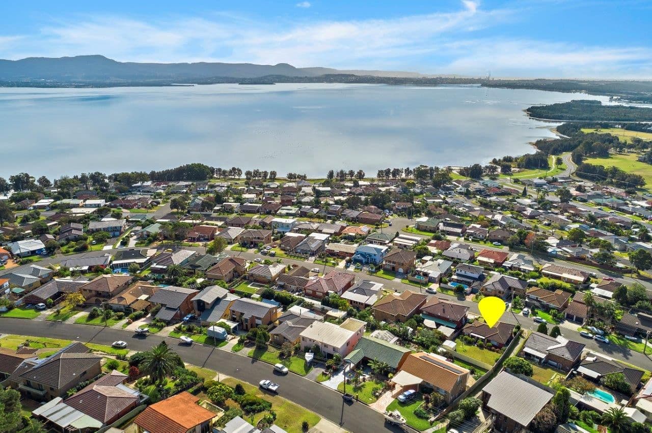 29 Porter Avenue, Mount Warrigal - Thumbnail 3