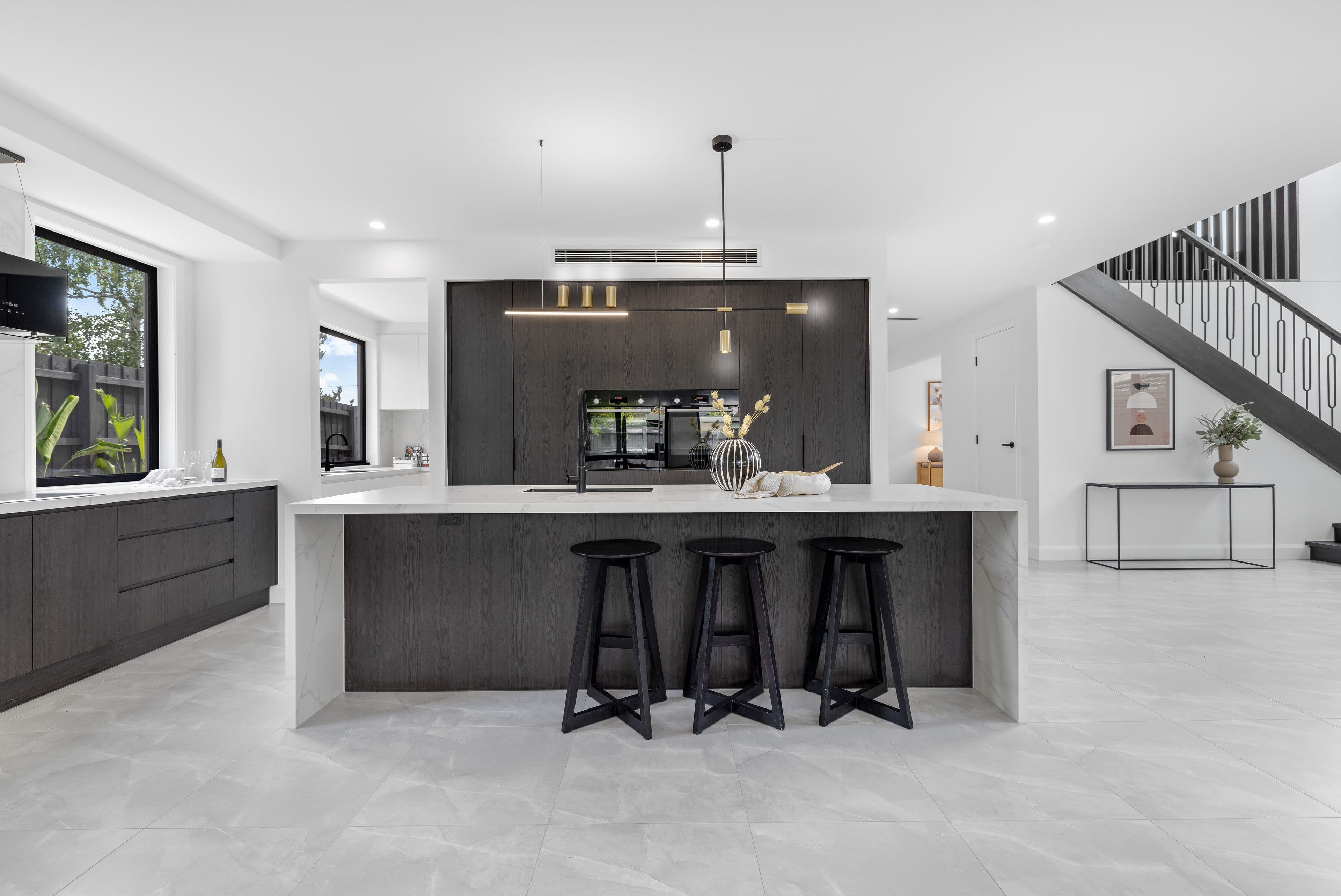 27 Tyner Road, Wantirna South VIC 3152, Wantirna South - Thumbnail 2