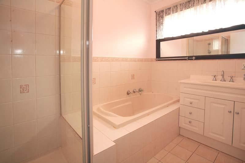 7 Camellia Court, WHEELERS HILL VIC 3150, Wheelers Hill - Thumbnail 6