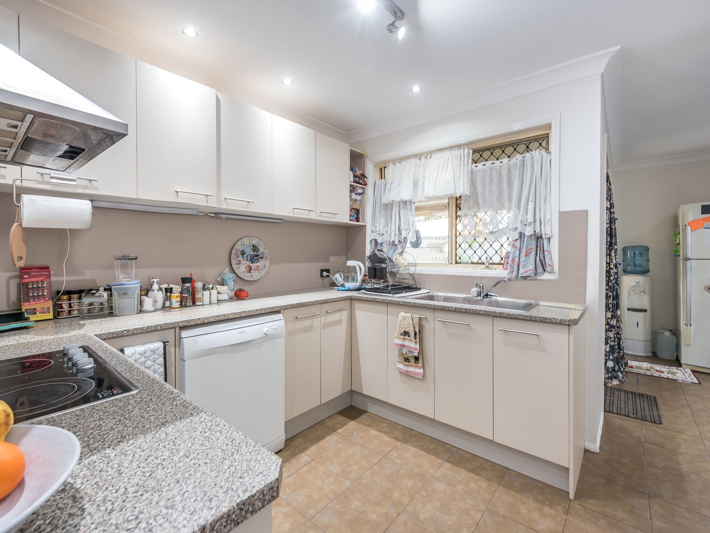 13 Calliope Street, Eagleby QLD 4207, Eagleby - Thumbnail 5
