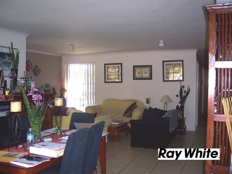 74 Cumberland Drive, VARSITY LAKES QLD 4227, Varsity Lakes - Thumbnail 4