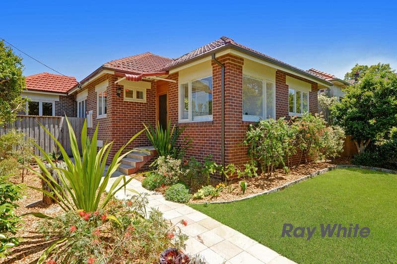 8 The Boulevarde, Epping - Image 1