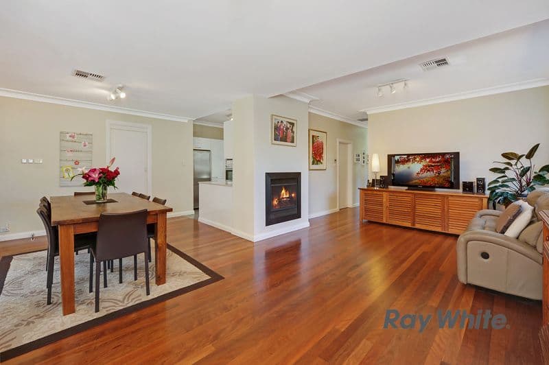 8 The Boulevarde, Epping - Thumbnail 2