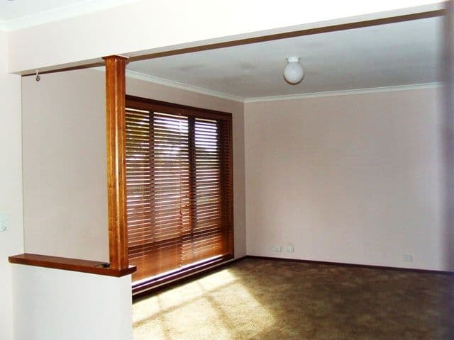 5 Garland Court, NOARLUNGA DOWNS SA 5168, Noarlunga Downs - Thumbnail 2