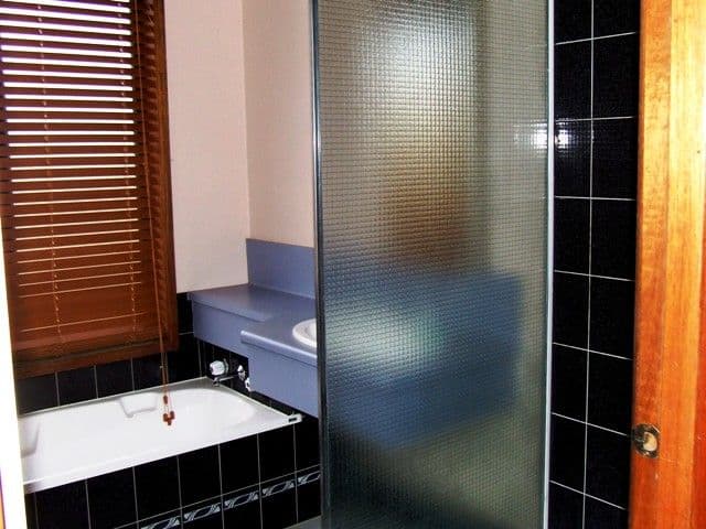 5 Garland Court, NOARLUNGA DOWNS SA 5168, Noarlunga Downs - Thumbnail 5