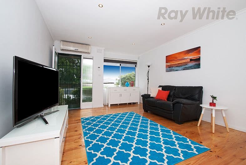 20 Grevillia Road, Oak Park VIC 3046, Oak Park - Thumbnail 2