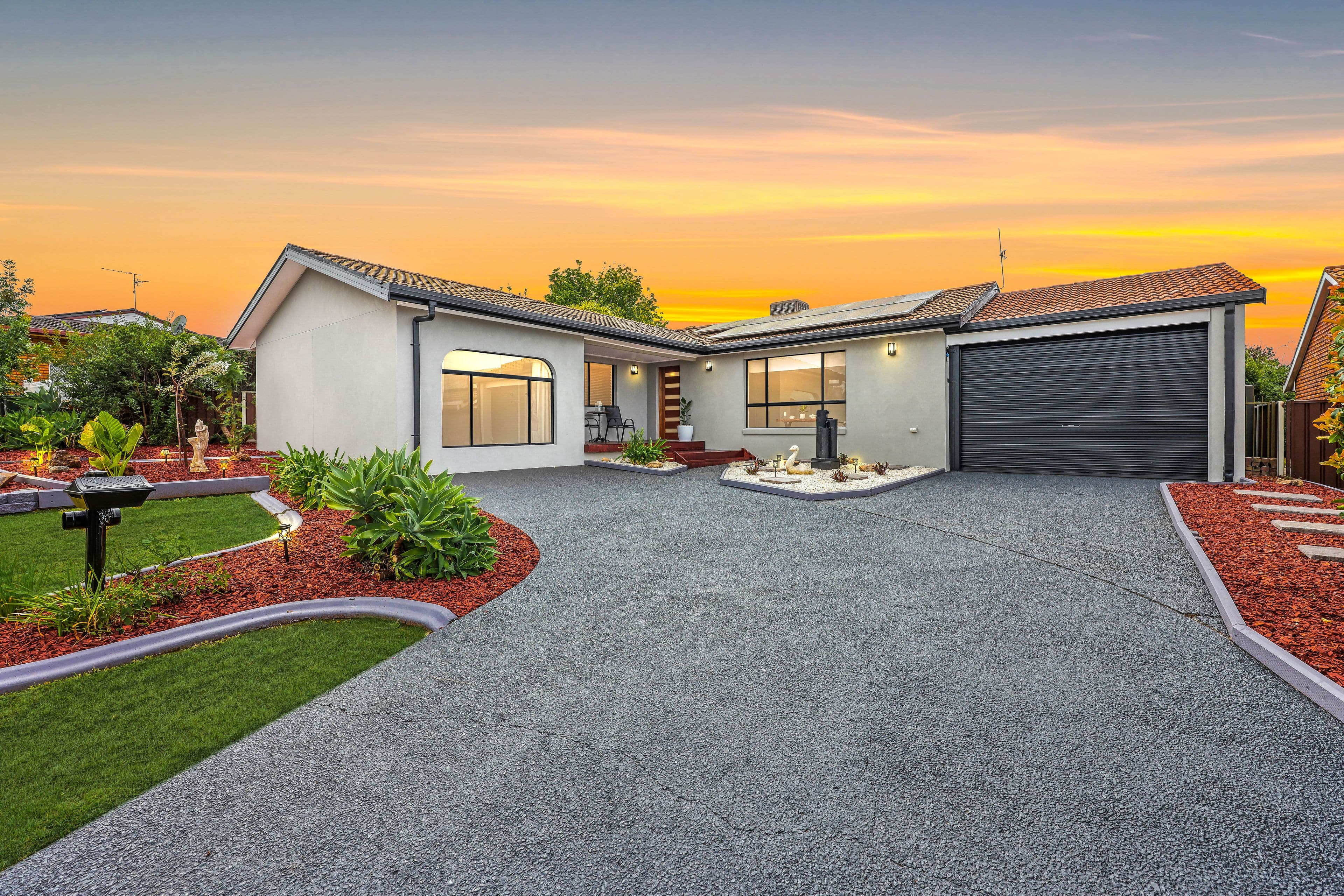 37 Bandalong Street, Tamworth NSW 2340, Hillvue - Image 1