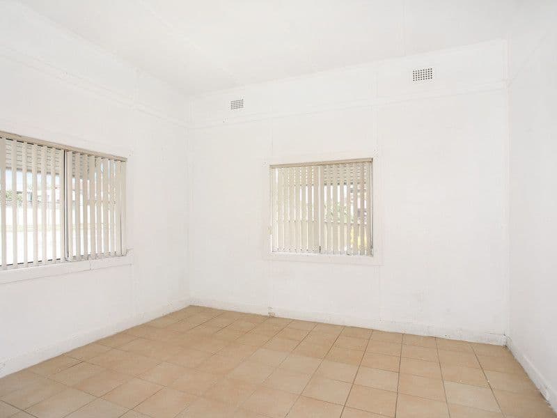 33 Denmark Street, MERRYLANDS NSW 2160, Merrylands - Thumbnail 5
