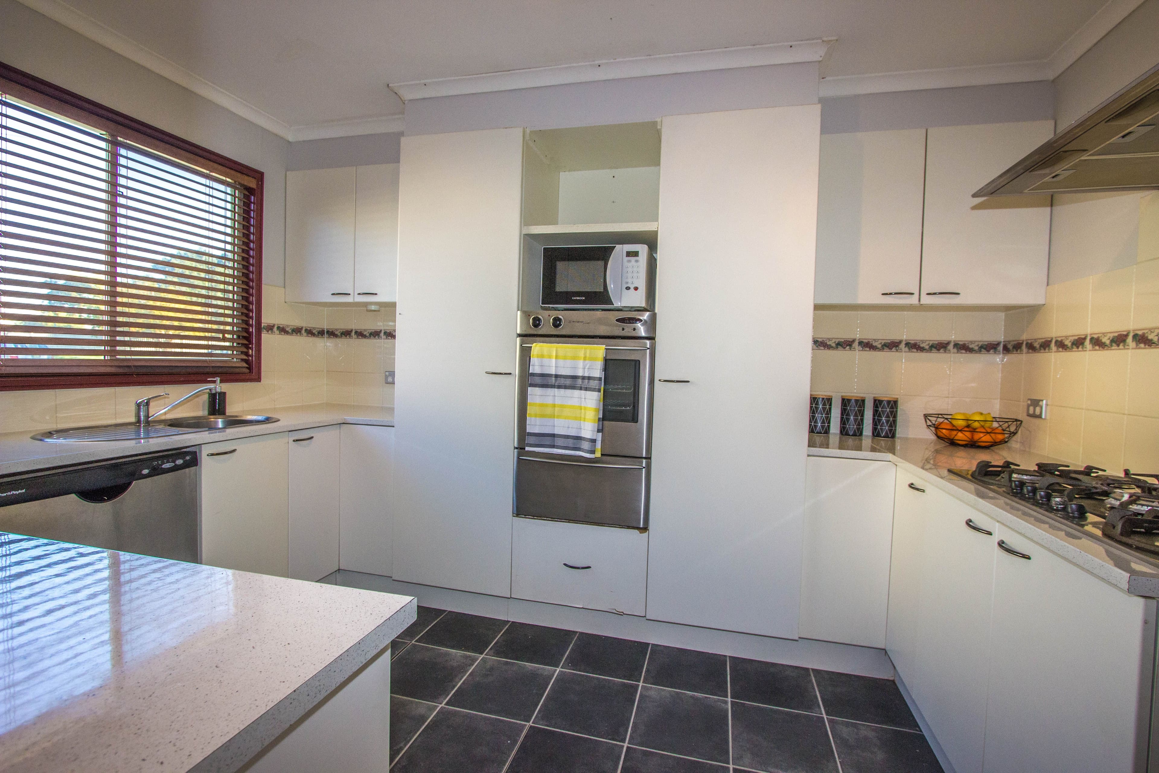 13 Cootamundra Road, Temora - Thumbnail 3