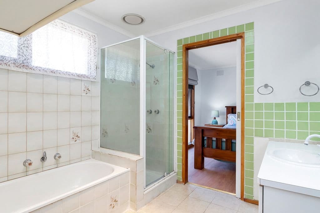 12 Banksia Crescent, Hoppers Crossing VIC 3029, Hoppers Crossing - Thumbnail 8