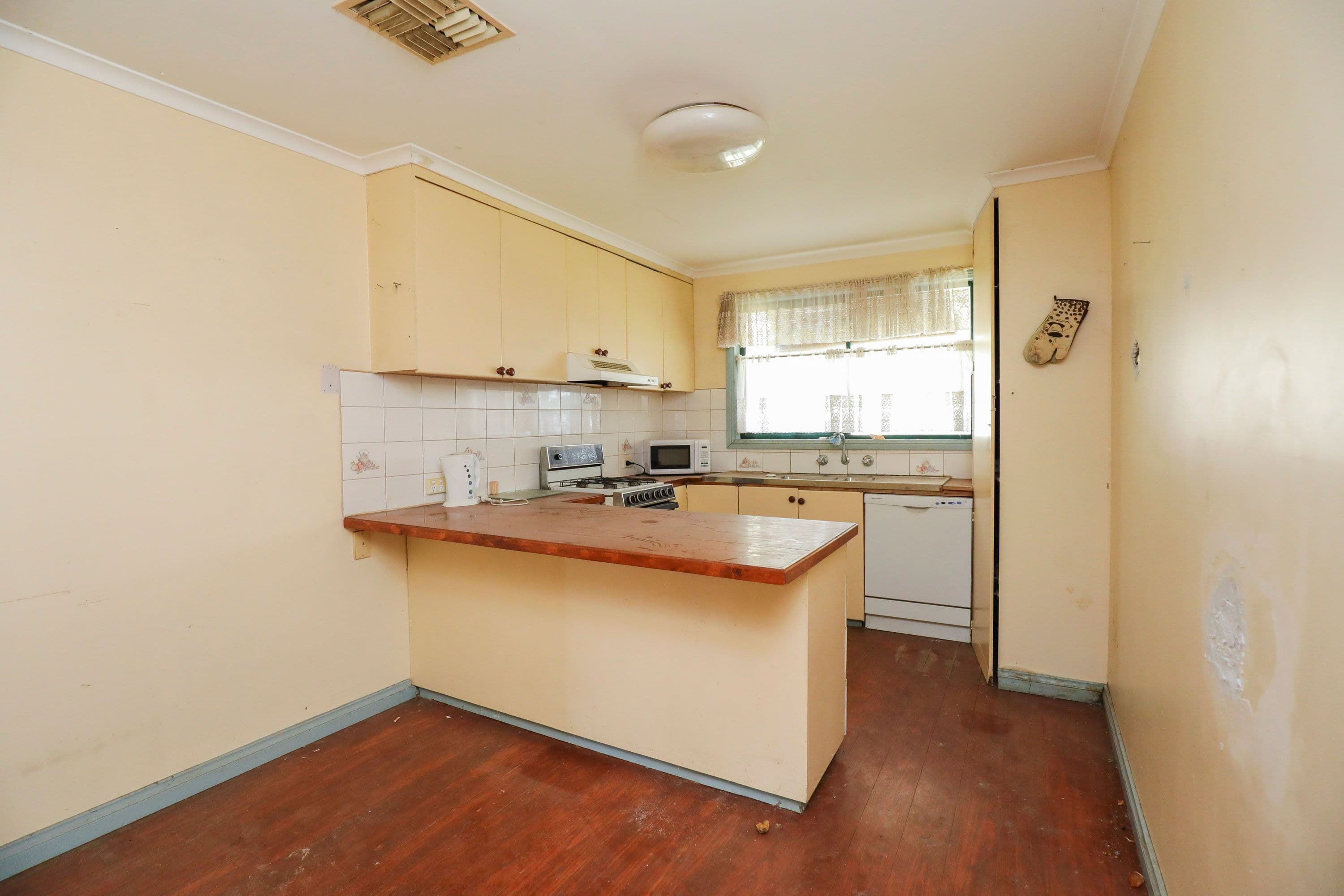 19 Loddon Avenue, Red Cliffs VIC 3496, Red Cliffs - Thumbnail 3