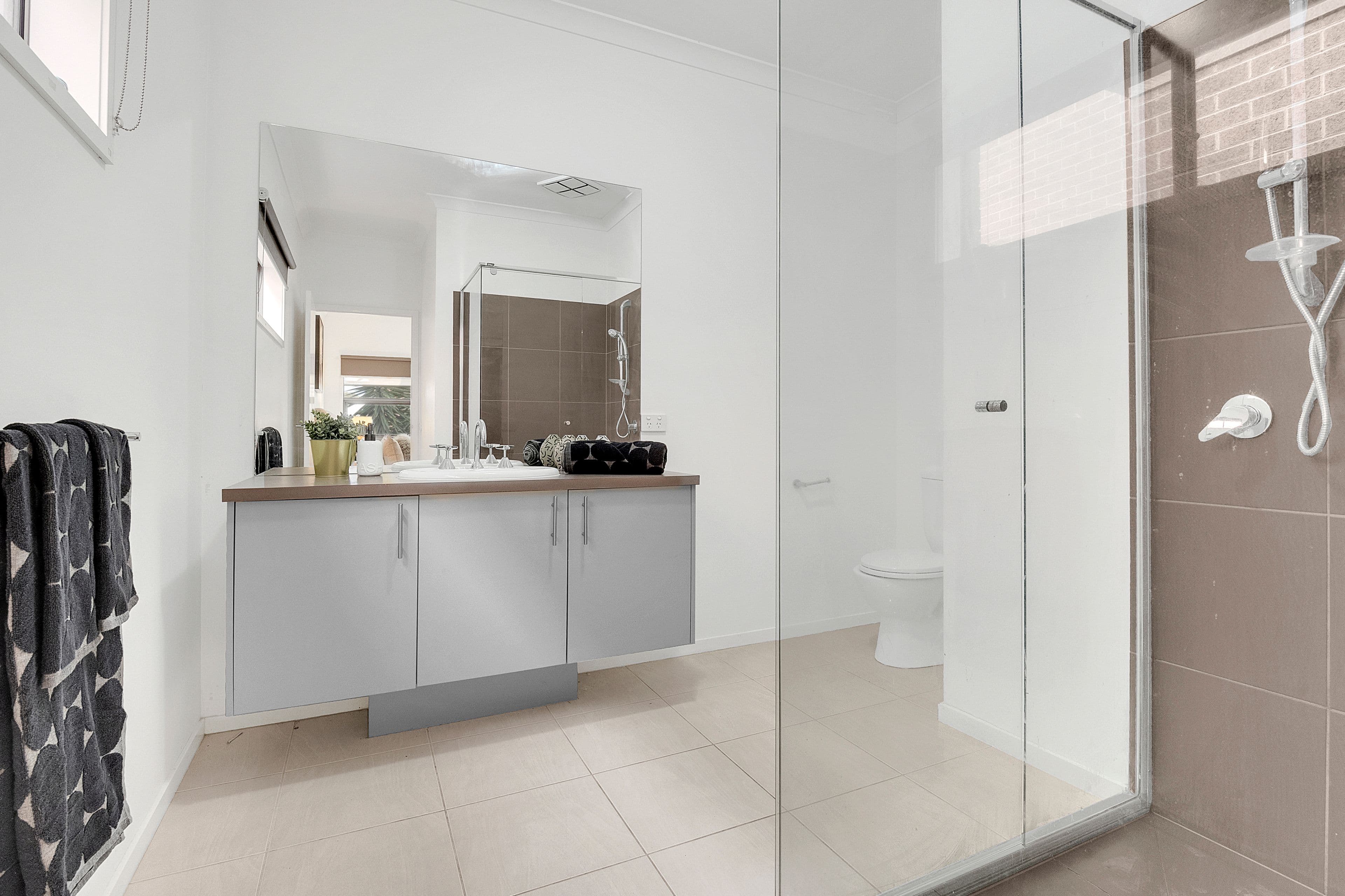 38 Baronial Way, Craigieburn VIC 3064, Craigieburn - Thumbnail 3