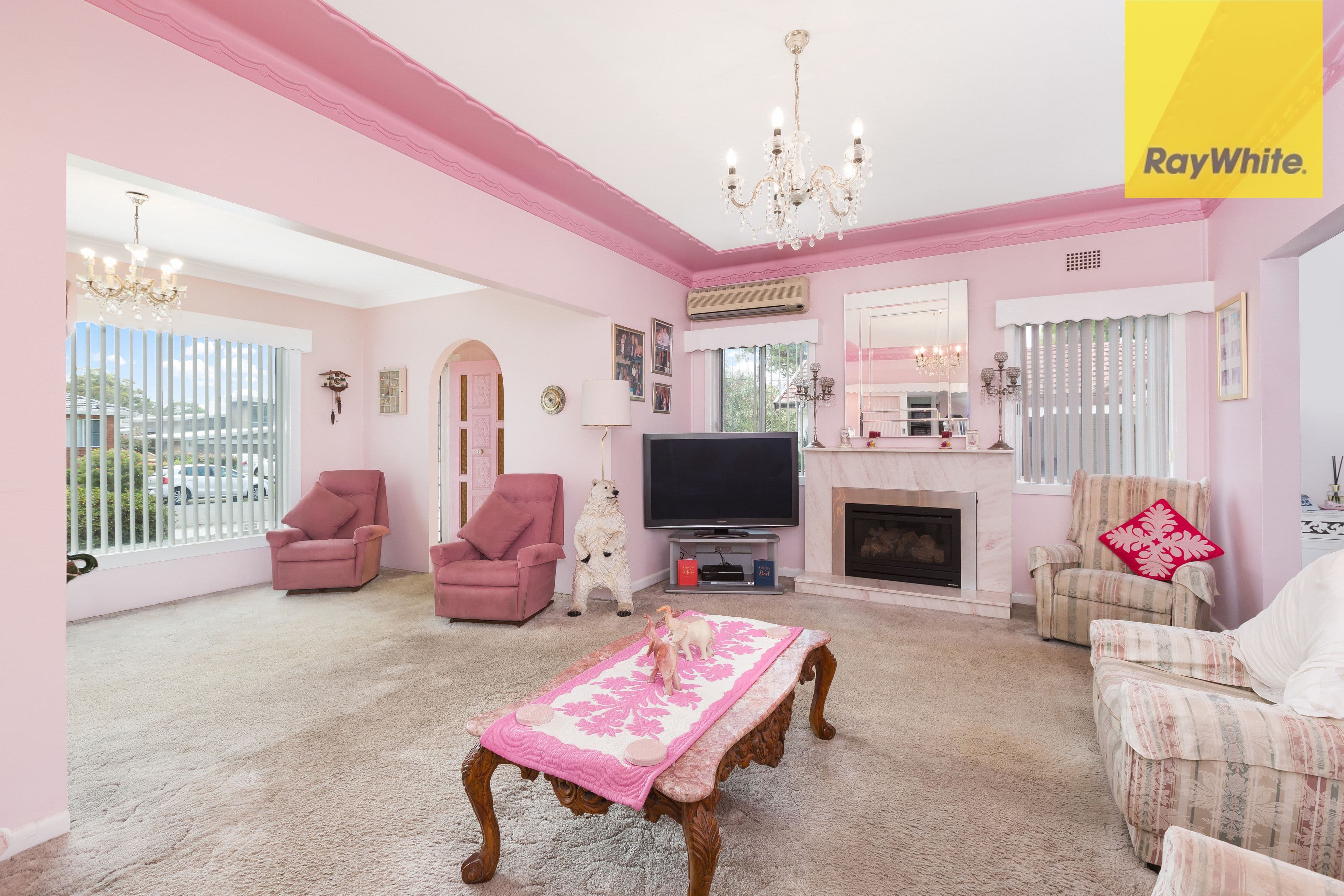 18 Drake Avenue, Caringbah NSW 2229, Caringbah - Thumbnail 2