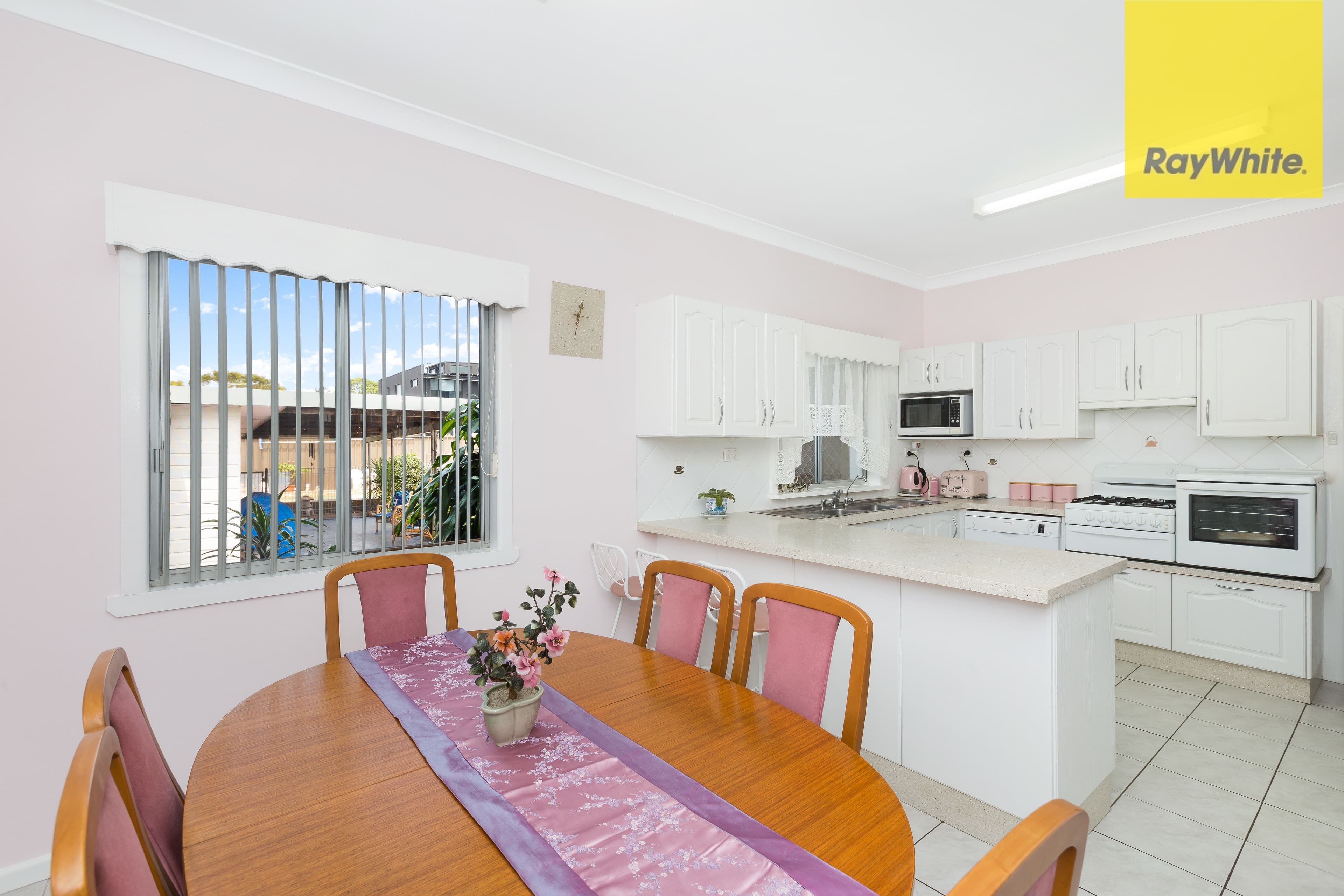 18 Drake Avenue, Caringbah NSW 2229, Caringbah - Thumbnail 3