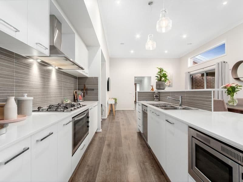 1 Illawarra Way, Pakenham VIC 3810, Pakenham - Thumbnail 4