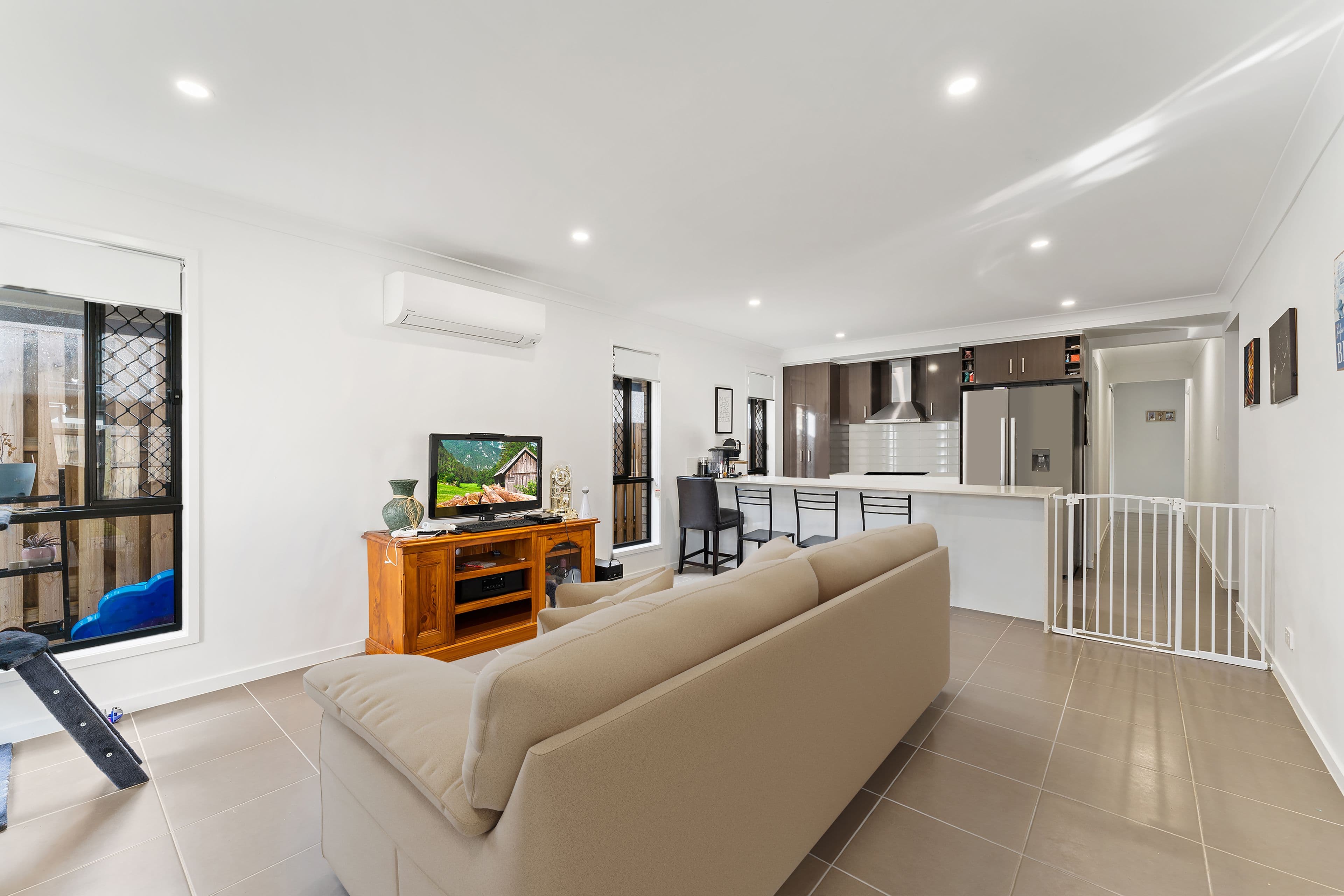 117 Killara Boulevard, Logan Reserve QLD 4133, Logan Reserve - Thumbnail 2
