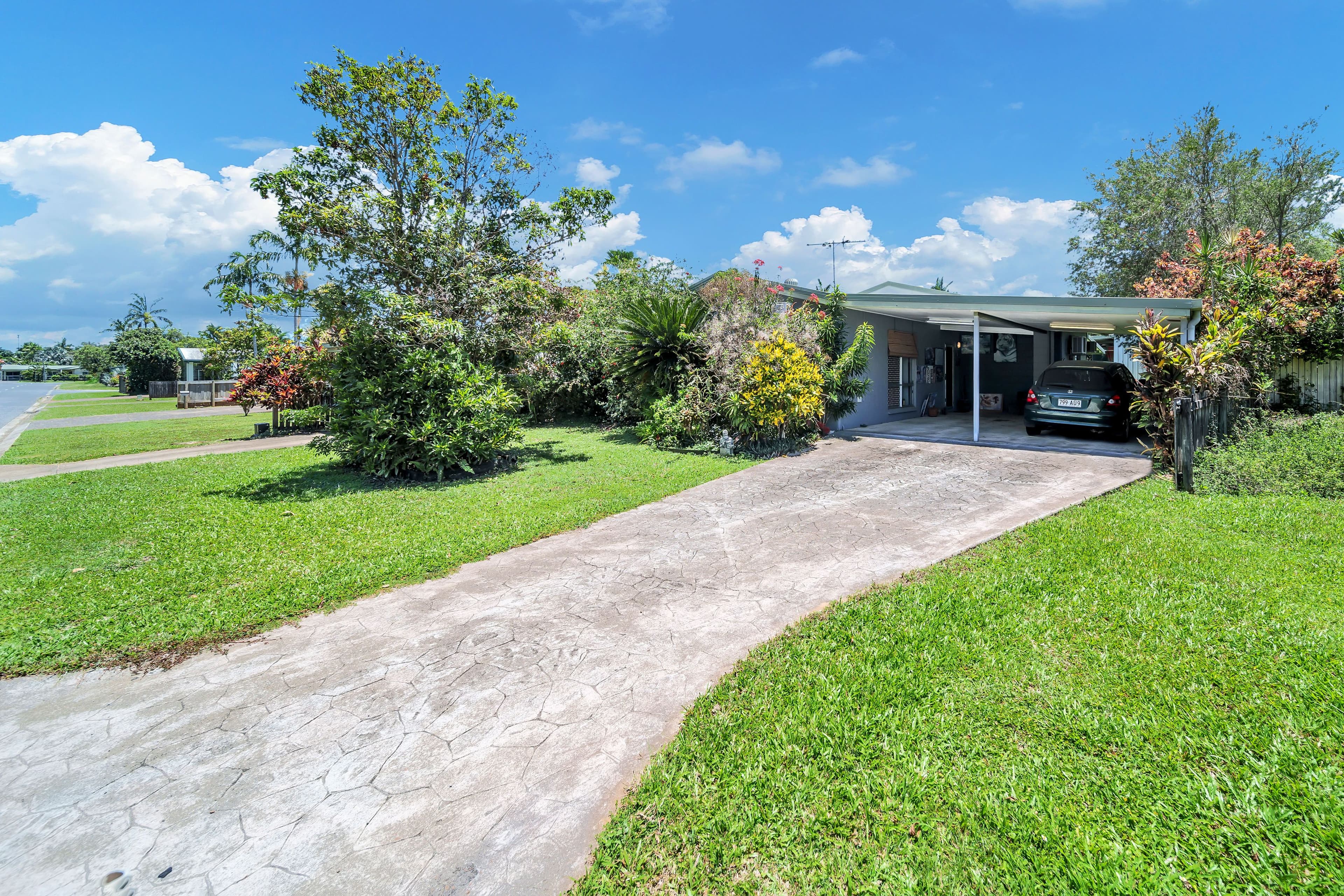 8 Mermaid Close, Bentley Park QLD 4869, Bentley Park - Thumbnail 2