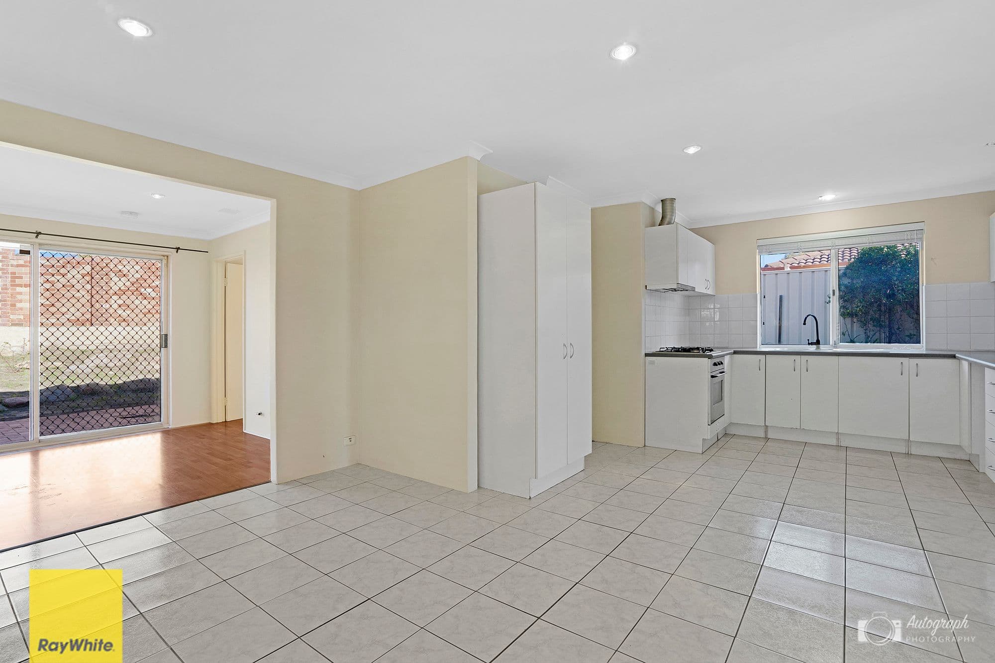 18 Rheingold Place, Mirrabooka WA 6061, Mirrabooka - Thumbnail 4