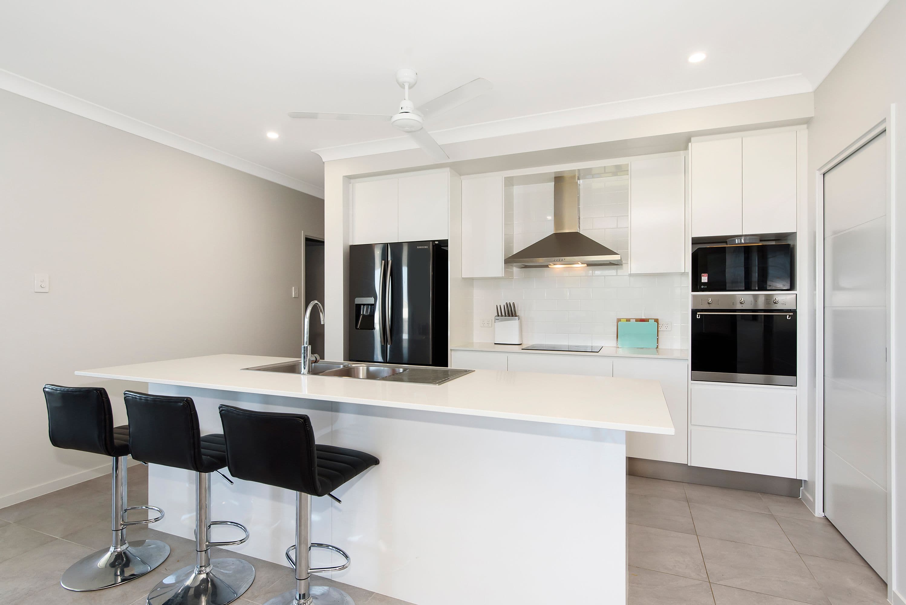 40 Shutehaven Circuit, Bushland Beach QLD 4818, Bushland Beach - Thumbnail 2