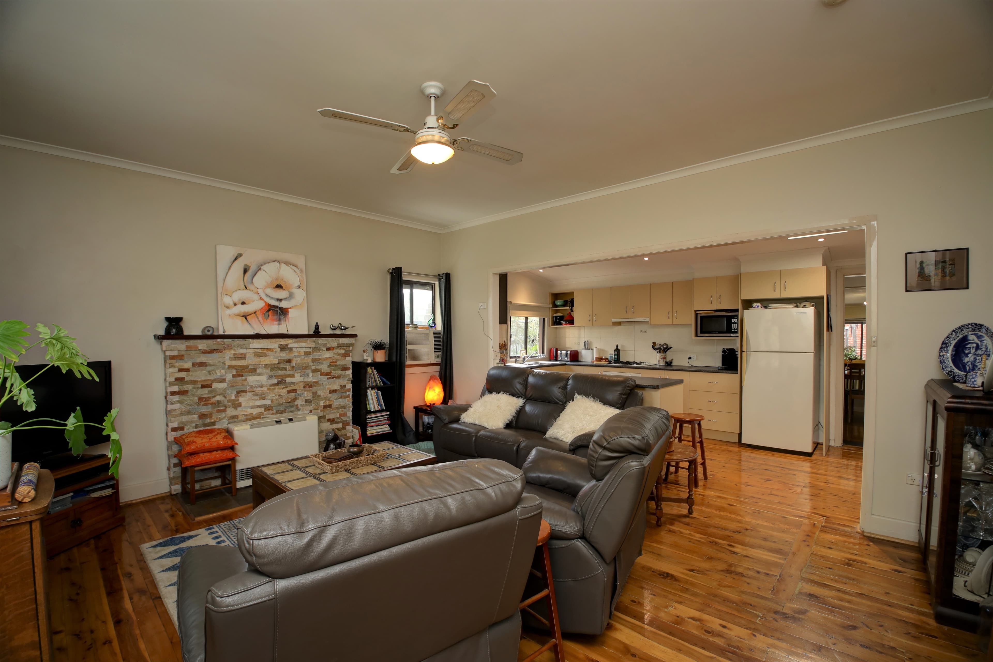 9 Churr Street, Cobram VIC 3644, Cobram - Thumbnail 2
