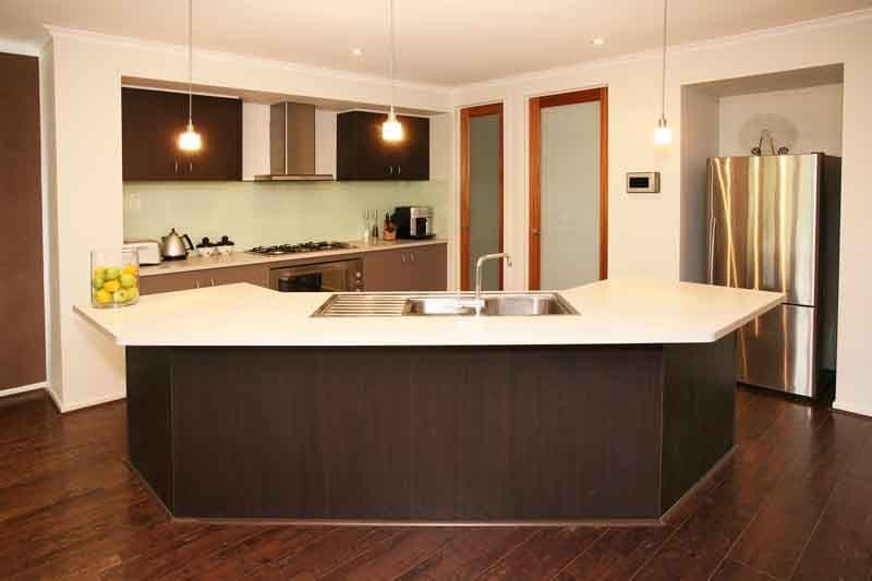 236 Normanby Road, NOTTING HILL VIC 3168, Notting Hill - Thumbnail 2