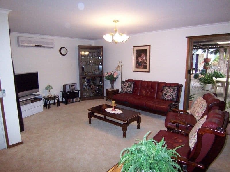 67 Gill Avenue, CALIFORNIA GULLY VIC 3556, California Gully - Thumbnail 2