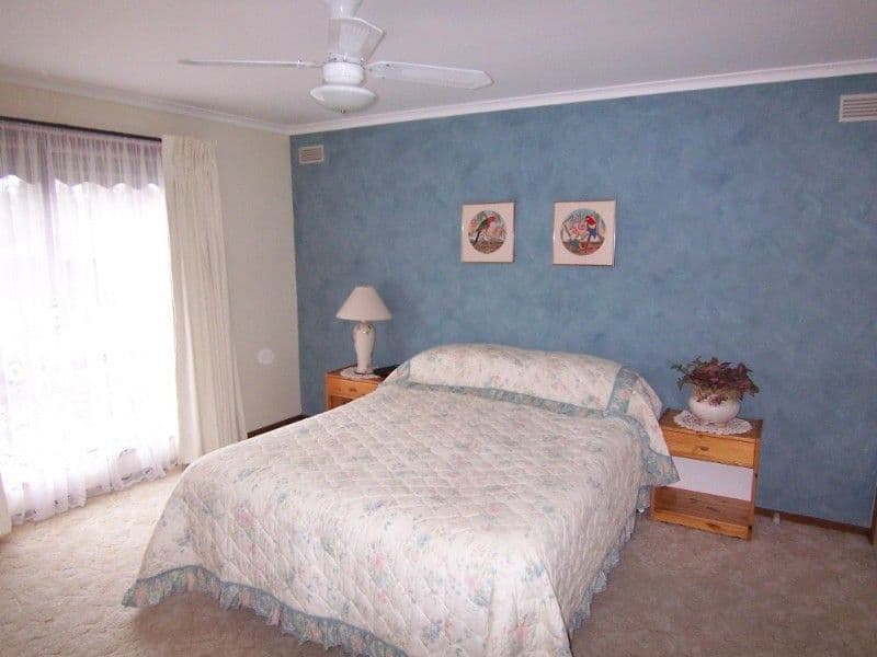 67 Gill Avenue, CALIFORNIA GULLY VIC 3556, California Gully - Thumbnail 5
