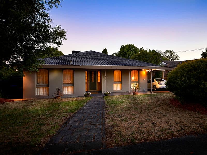 34 Mareeba Crescent, BAYSWATER VIC 3153, Bayswater - Image 1