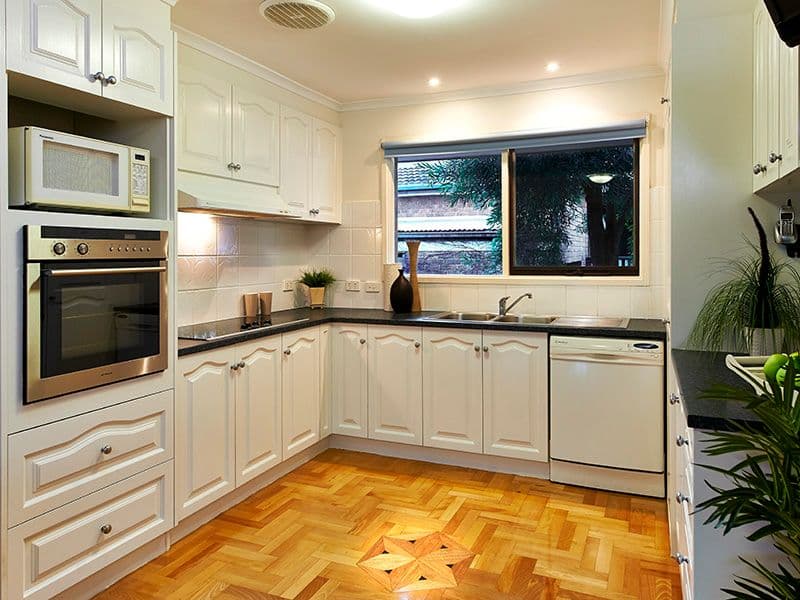 34 Mareeba Crescent, BAYSWATER VIC 3153, Bayswater - Thumbnail 3