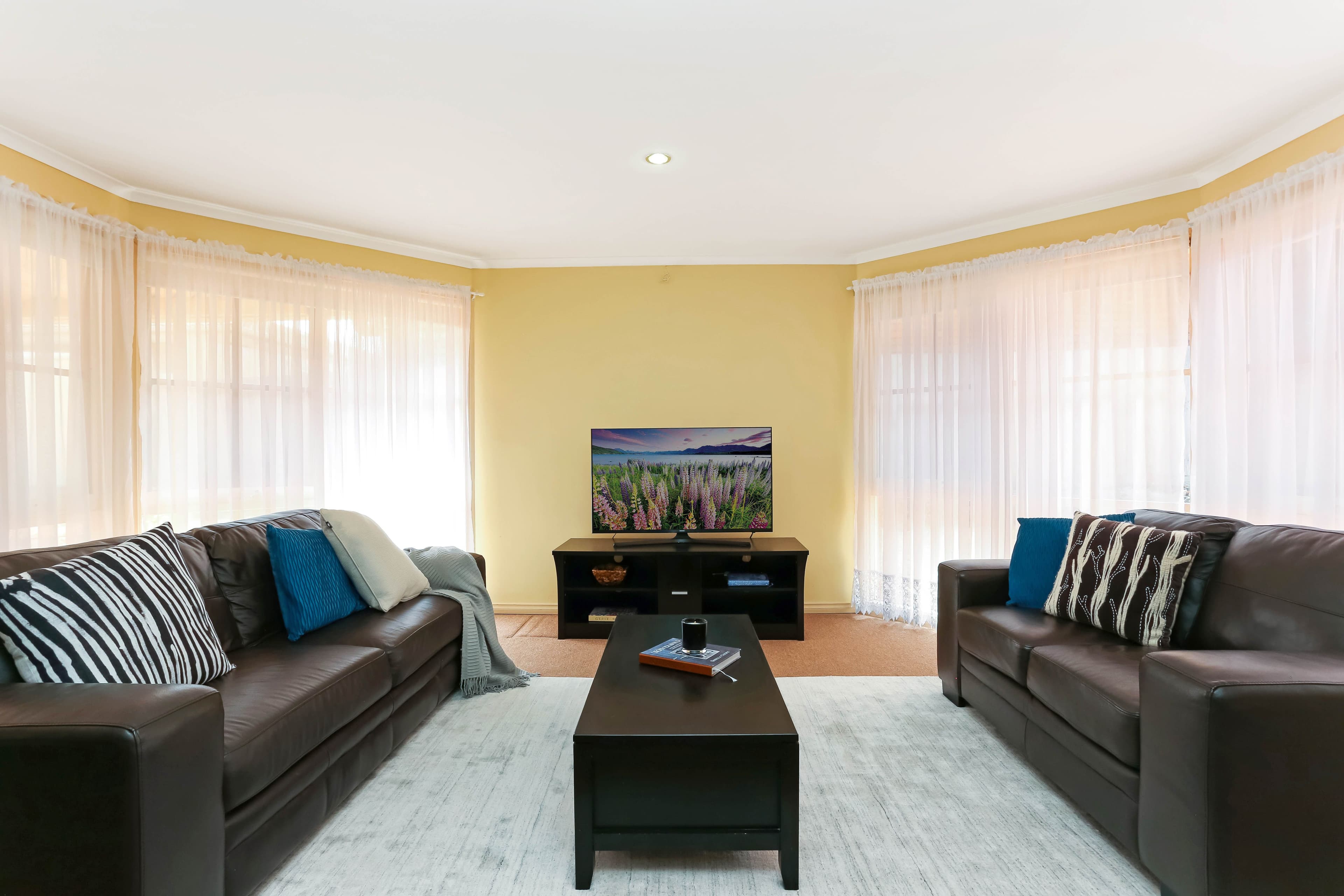 13 Leatherwood Grove, Meadow Heights VIC 3048, Meadow Heights - Thumbnail 2