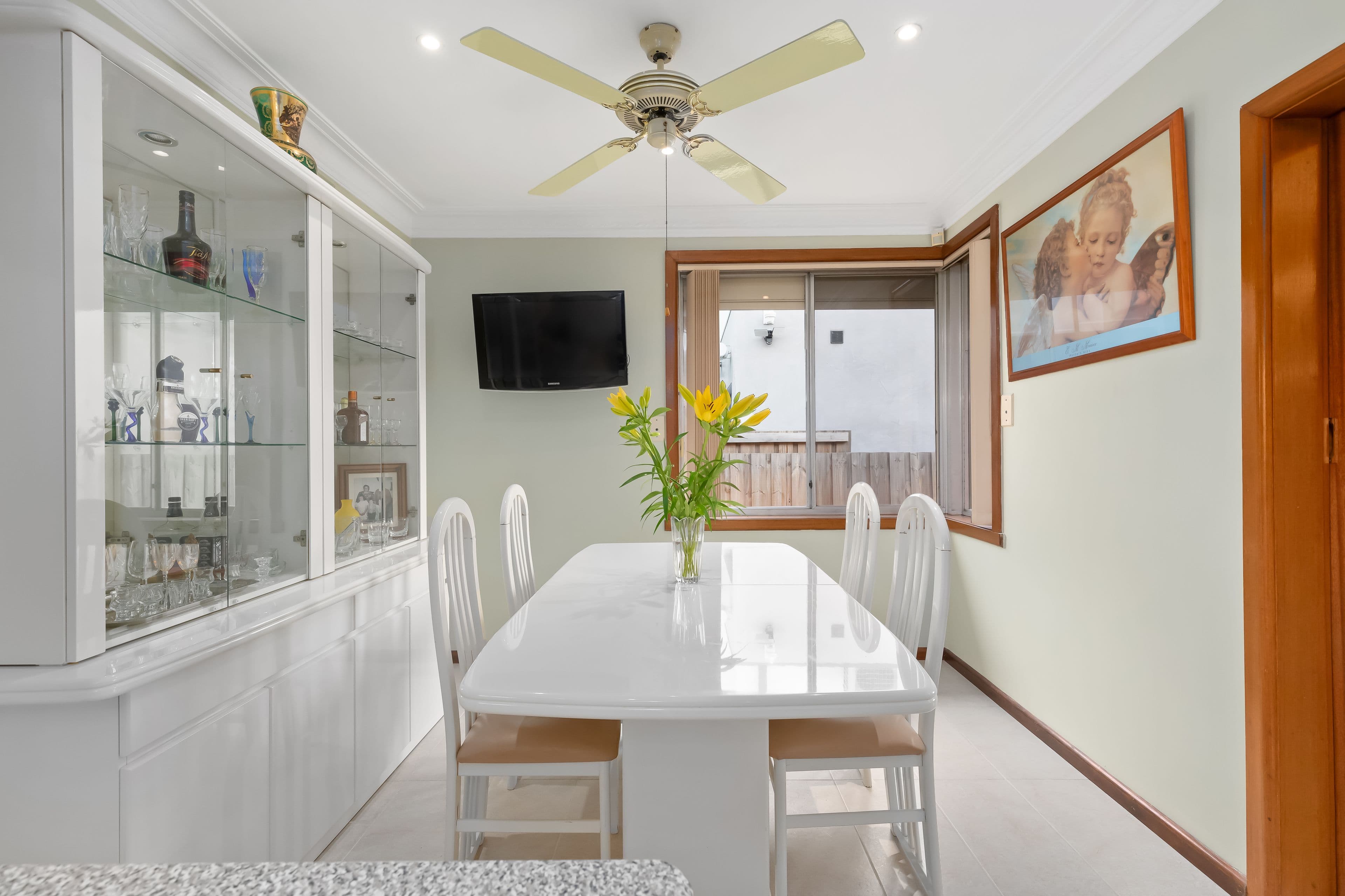 25 Robins Avenue, Reservoir VIC 3073, Reservoir - Thumbnail 5